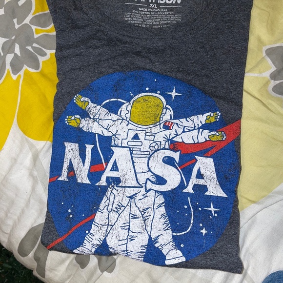 Graphic Tees - Picture 5 of 5